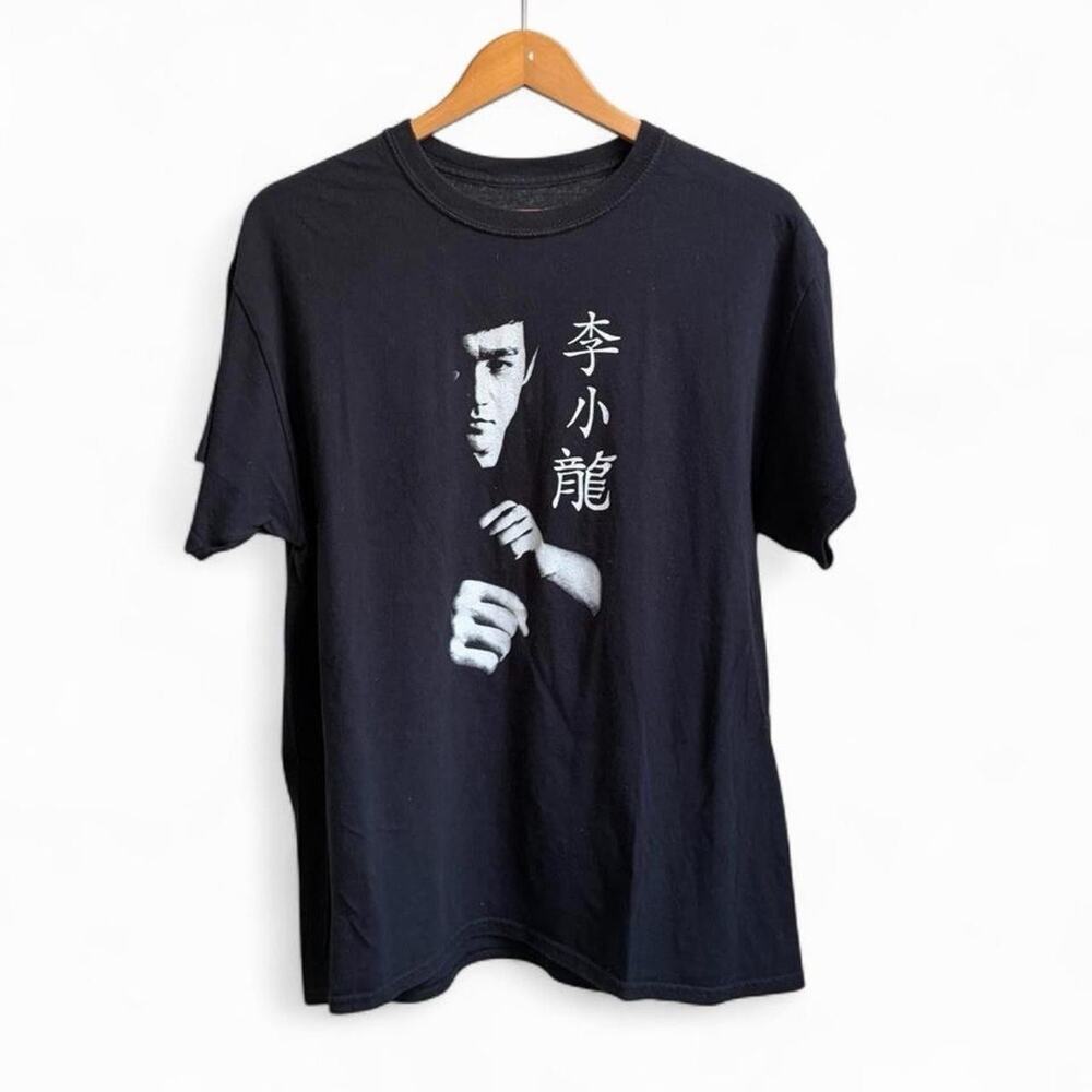 Bruce Lee Y2K MMA Kung Fu Fighting Martial Arts Men’s L Retro Portrait Tee
